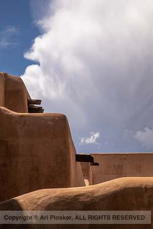 Adobe, Downtown Santa Fe (No 9436)