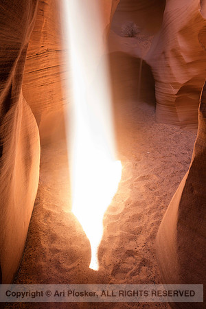 Light Beam, Secret Canyon (No. 2076)