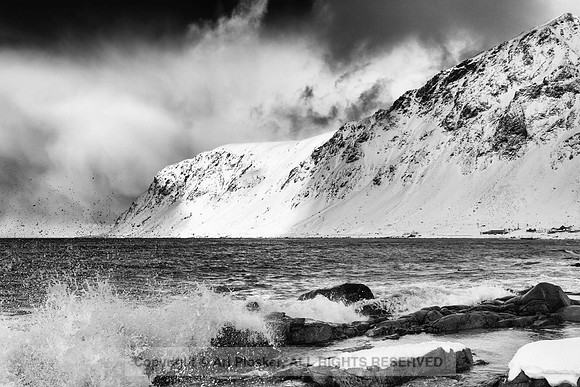 Breaking Wave 3 (No. 6649)